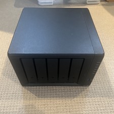 Synology Diskstation DS1019+ NAS (driveless)