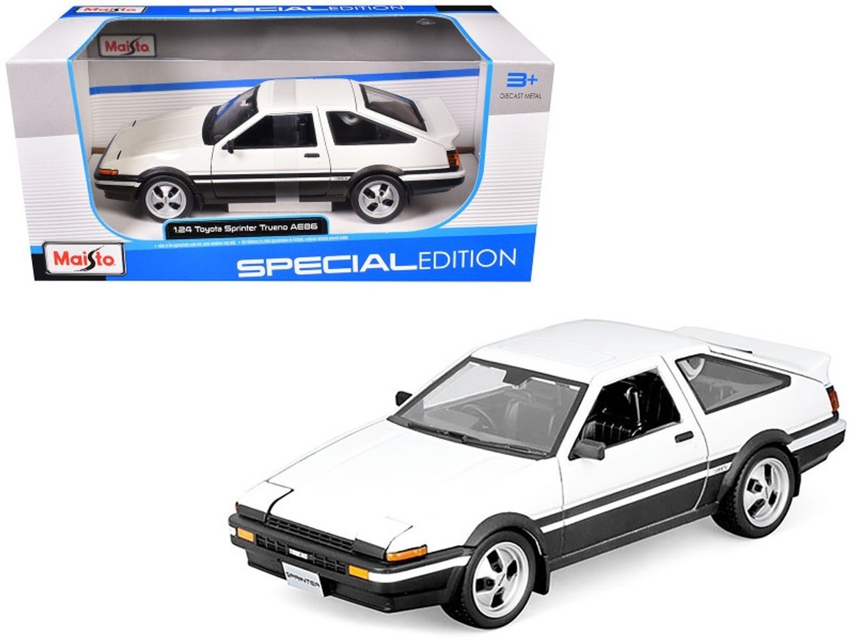 Maisto 1:24 Toyota Sprinter Trueno AE86 White Diecast Model Car