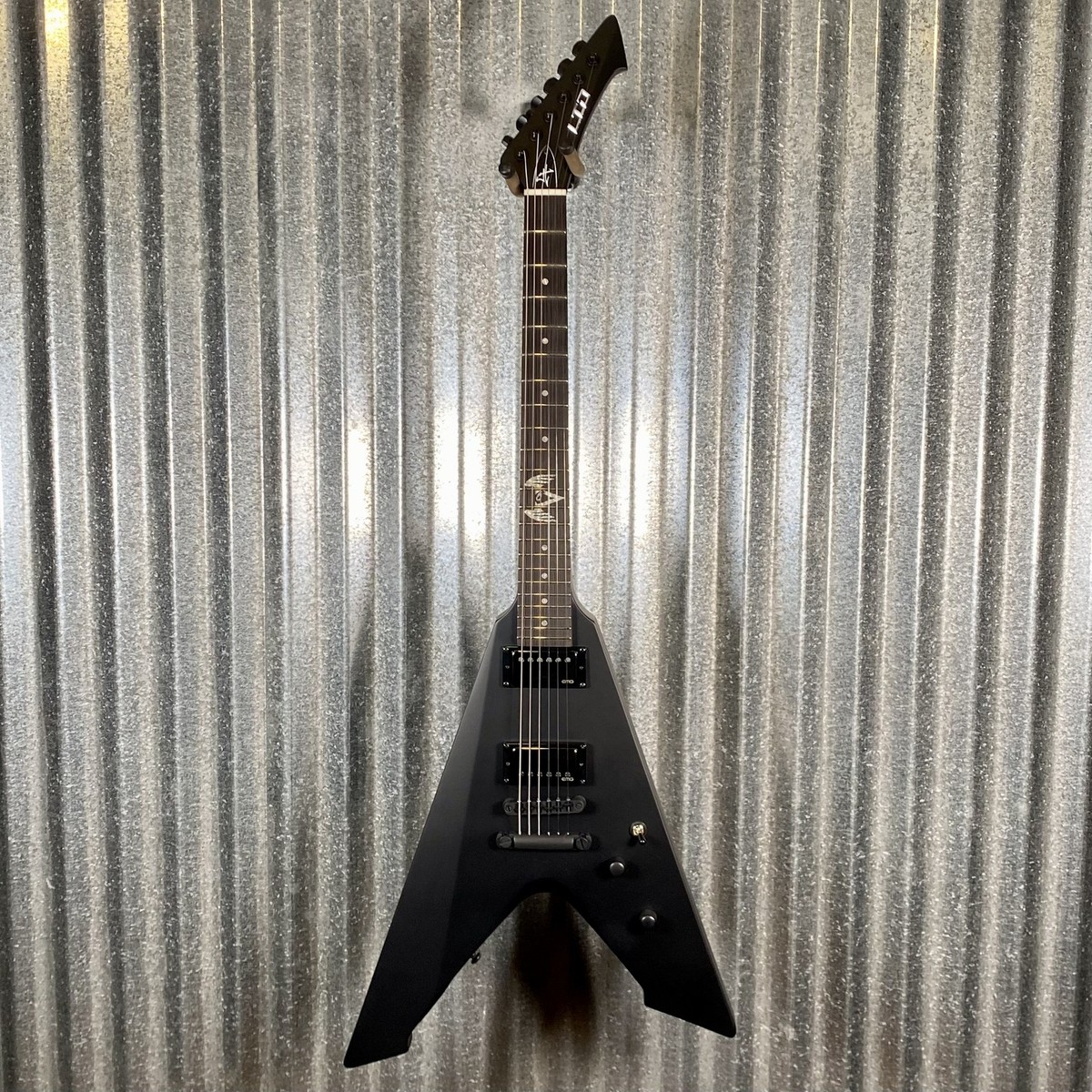 ESP LTD Vulture James Hetfield Black Satin EMG Guitar & Case #0866