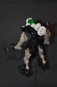 LEGO BIONICLE: Toa Mata Onua (8532) with Instructions and Poster - No Mask
