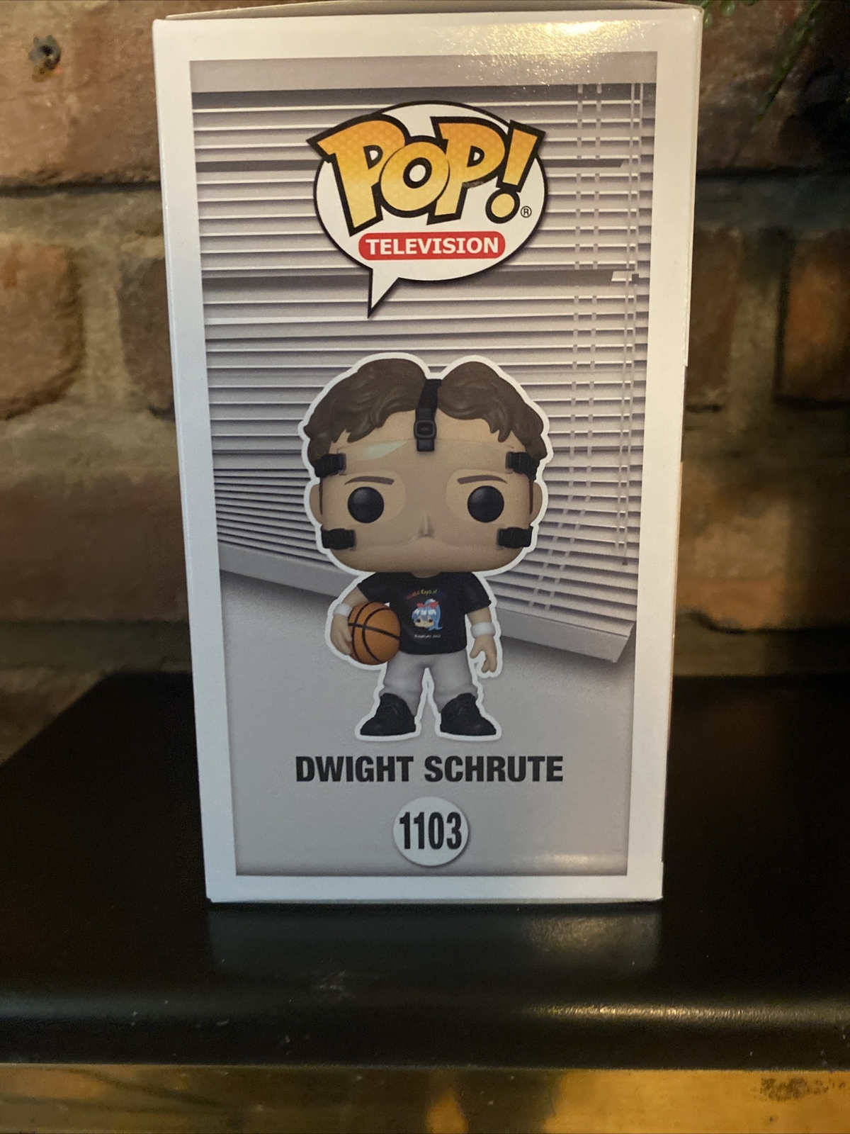 Funko Pop! The Office Dwight Schrute Basketball - Exklusiv Mit Kelch