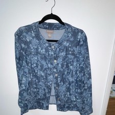 Chico's Blue Floral Button Accent Lightweight Jacket Long Sleeve Size 1