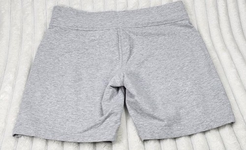 Danskin New Performance Grey Shorts Size Small (4-6) - Picture 4 of 6