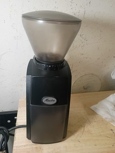 Baratza Maestro Conical Burr Coffee Grinder - With Lid 1MP0SO