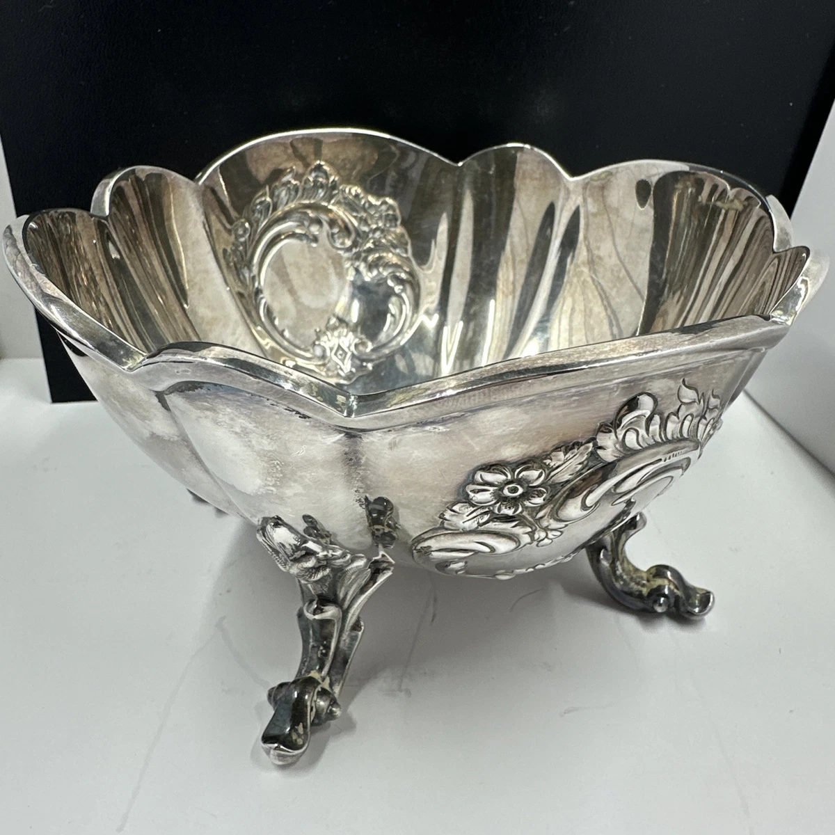 Reed & Barton Antique US Silver-Plated Teapots, Coffee Pots & Sets