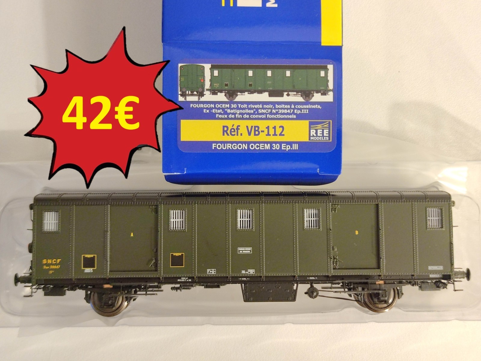 Fourgon OCEM 30 REE VB-112 toit noir EpIII SNCF HO pour train miniature