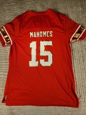 Majestic Patrick Mahomes Kansas City Chiefs Football Jersey Womens Medium Ladies