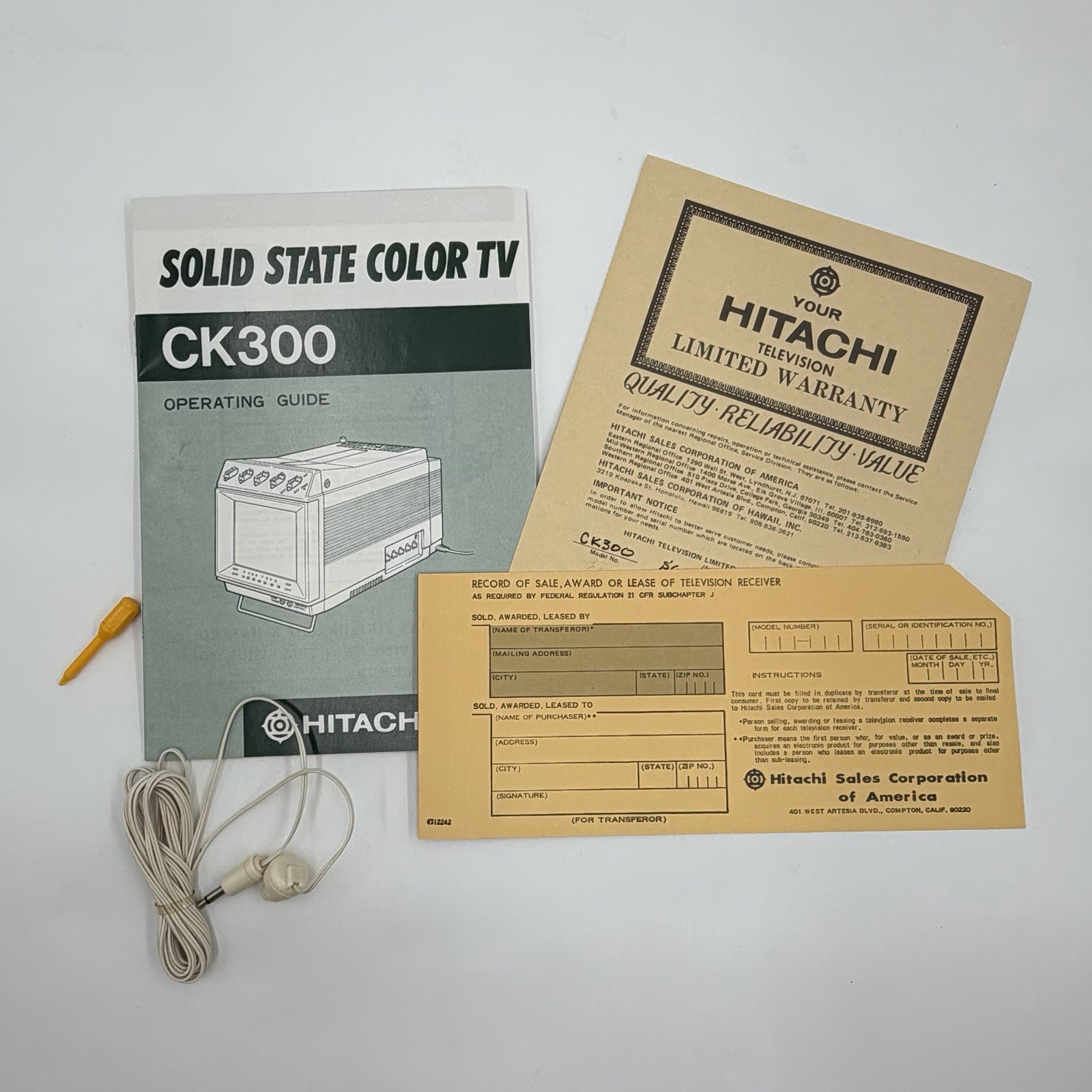 Vtg User Manual Hitachi Solid State Color Tv Book Ck300 & Mono Ear Piece Bud Vtg