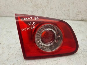 VW PASSAT B6 3C2 Heckklappenleuchte links 3C9945093 2.00 Diesel 120kw 31451180