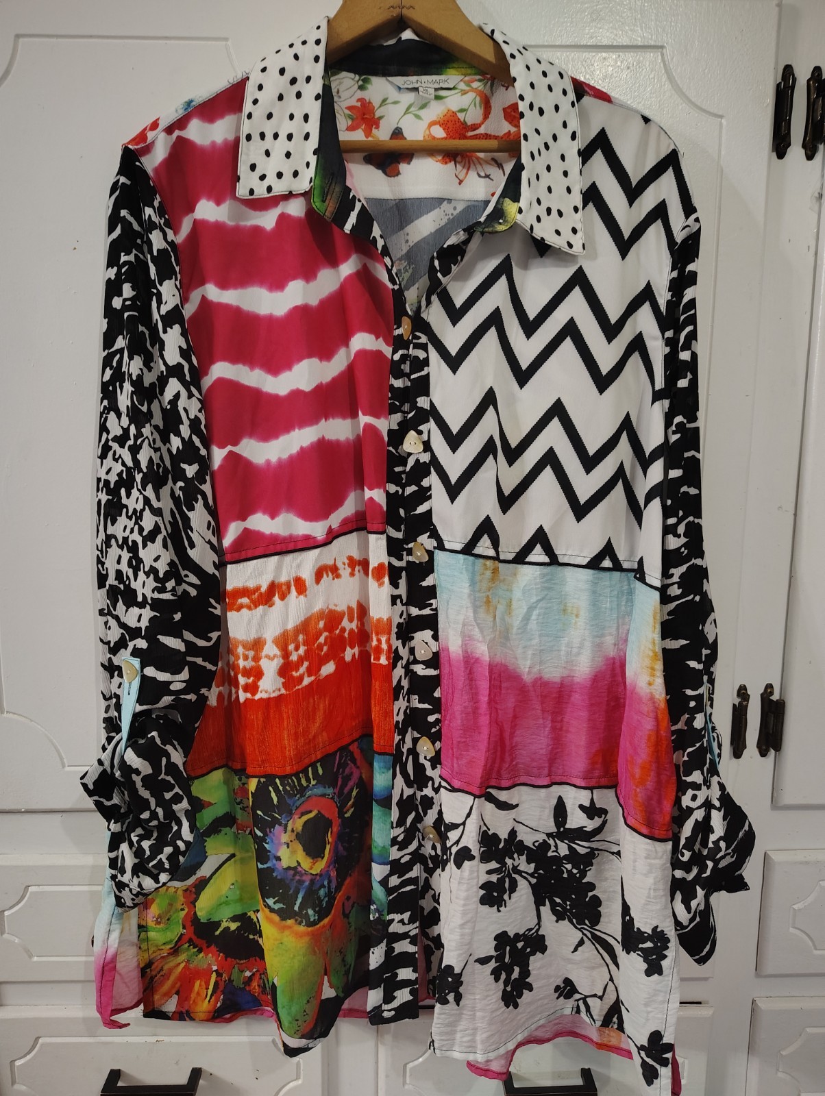 John Mark Vibrant Patchwork Print Point Collar Ro… - image 1