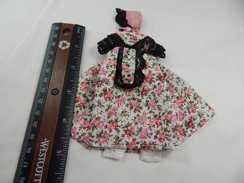Heidi Ott #X29-FW Dollhouse Miniature 1:12 Adult Lady Women's Clothes Outfit - Picture 2 of 5