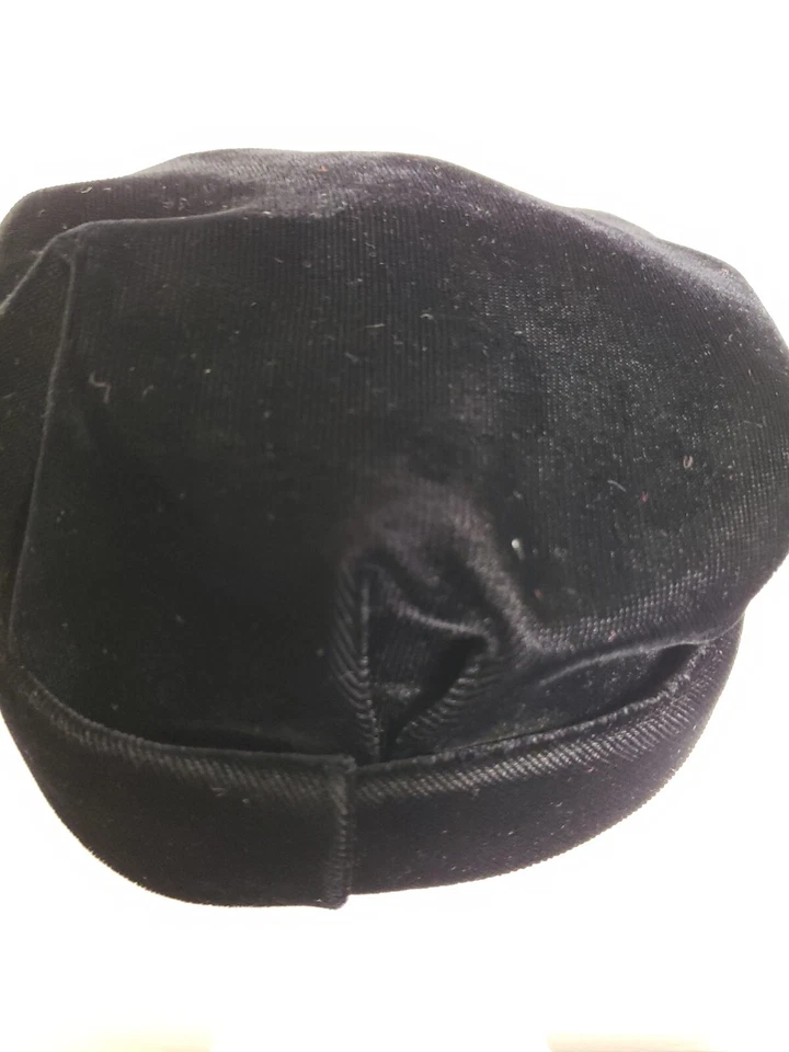 Винтажная черная винтажная дамская бархатная таблеточная коробка 40-х годов отличное состояние товара  - Изображение 2 из 4