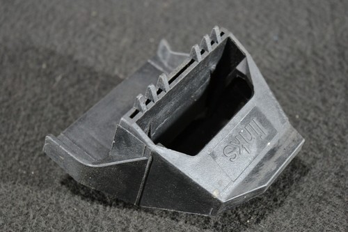 BMW E38 E39 Halter Wasserkühler unten vorne links Kühlerhalter 1737706 (#120)