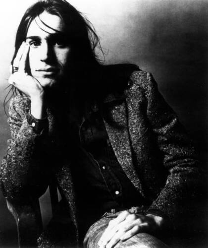 Singer Dan Fogelberg poses for a portrait 1977 OLD MUSIC PHOTO - Photo 1/1