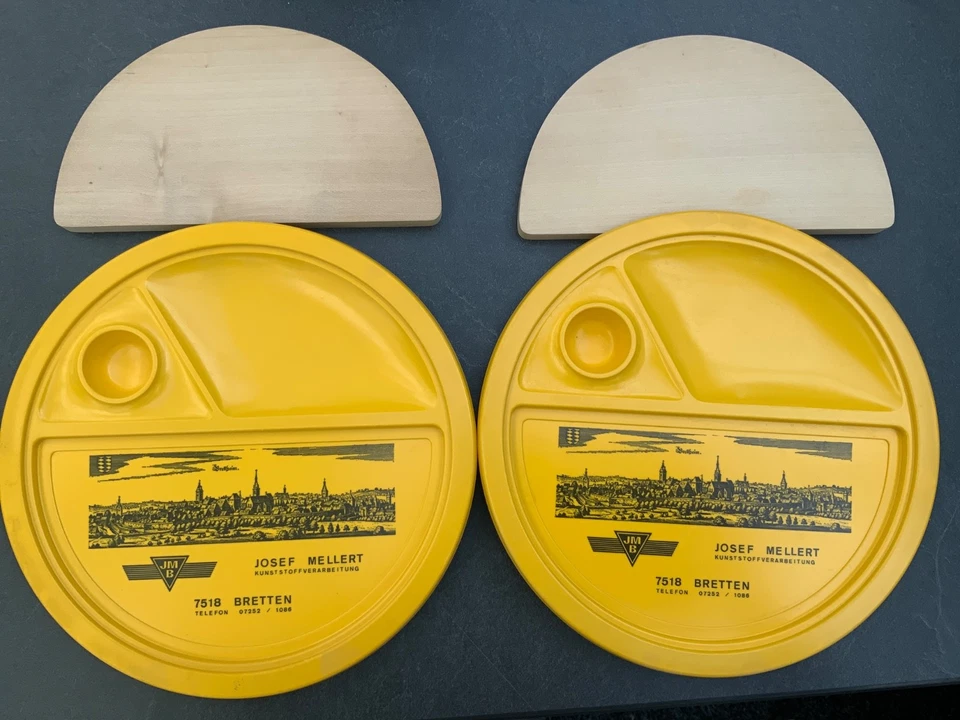 2 Frühstücks-Kunststoffteller mit integriertem Eierbecher und Holzbrettchen - Bild 2 von 2