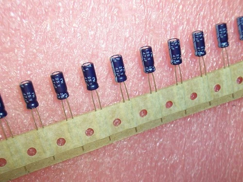 QTY (100) 47uF 25V 85' 5x11 ALUMINUM ELECTROLYTIC CAPACITORS NRSA470M25V5X11TRF1