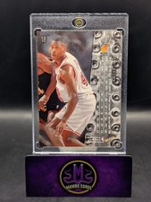 SkyBox Basketball 1998-99 Season Sports Trading Cards