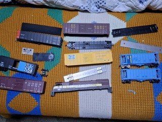 HO "Junk" Lot Items Need Parts Or Are Just Shells.