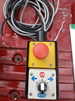 White Pendant Switch, Red Emergency Stop Push Button, Industrial Control