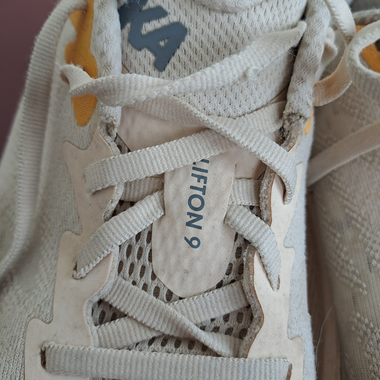 Hoka One One Clifton 9 Running Shoes Womens Size 9B Light Grey Trainer Sneakers thumbnail 6