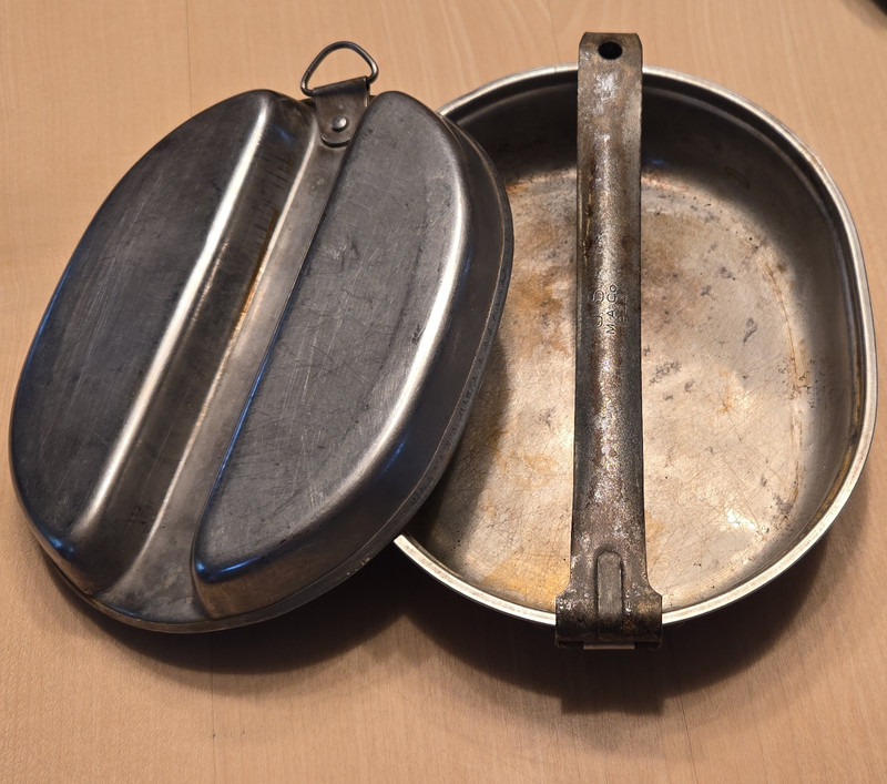 M.A. Co 1944 Military Mess Kit Nesting Pan & Lid Set w/ Folding Handle
