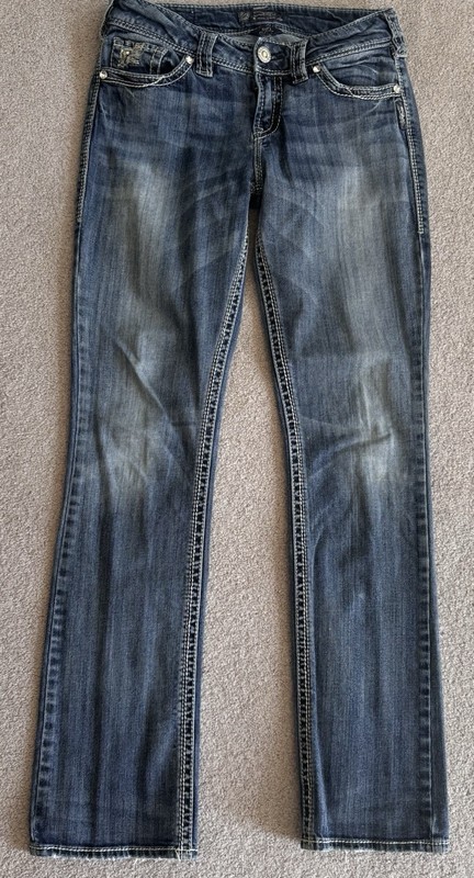 Silver Suki Flap 17” Jeans Women Size W28/L33 Flap Pockets
