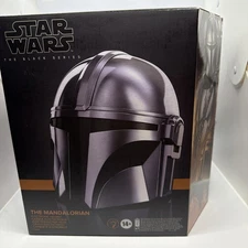 Hasbro Star Wars The Black Series The Mandalorian Premium Electronic Helmet...