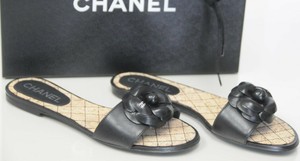 chanel flower slides
