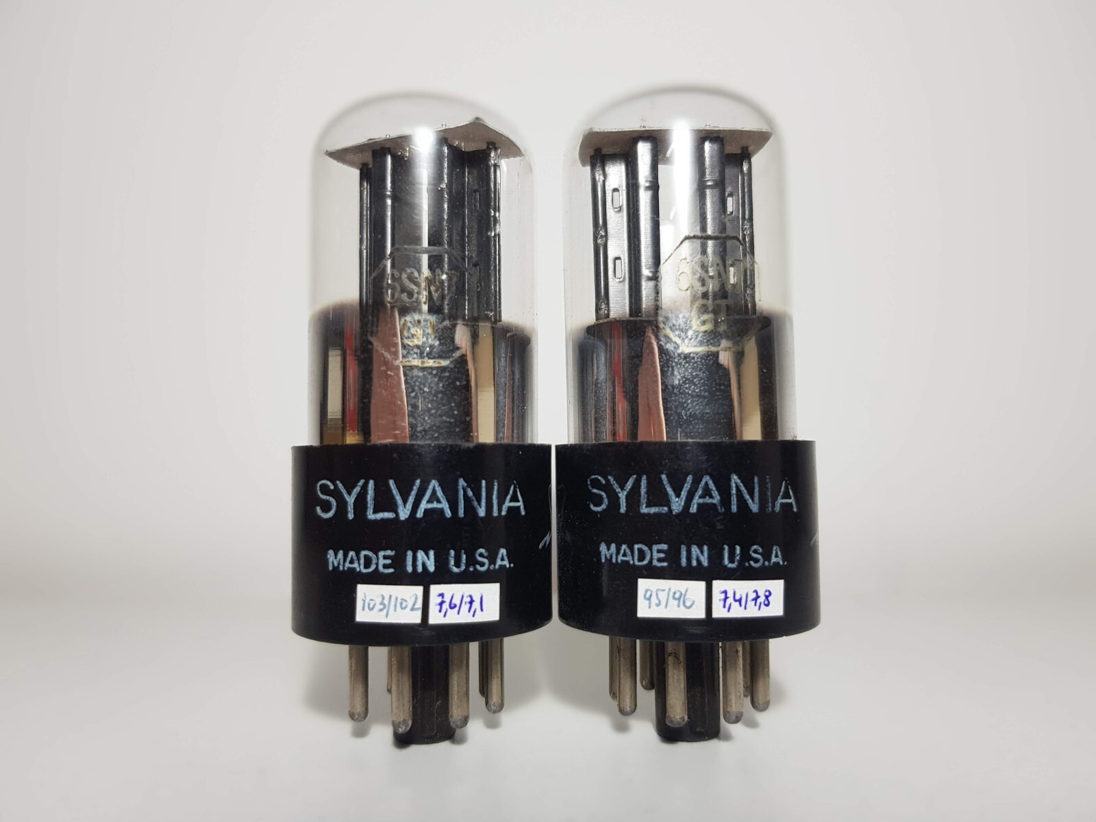 Tube 6SN7GT Sylvania pour restaurer le son chaud d'un ampli