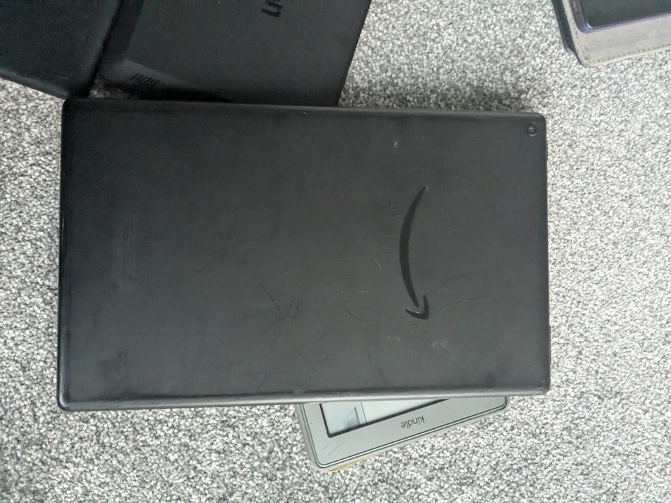 Job Lot 6 x Tablets/eReaders Spares Or Repair (Inc Amazon Fire HD 10