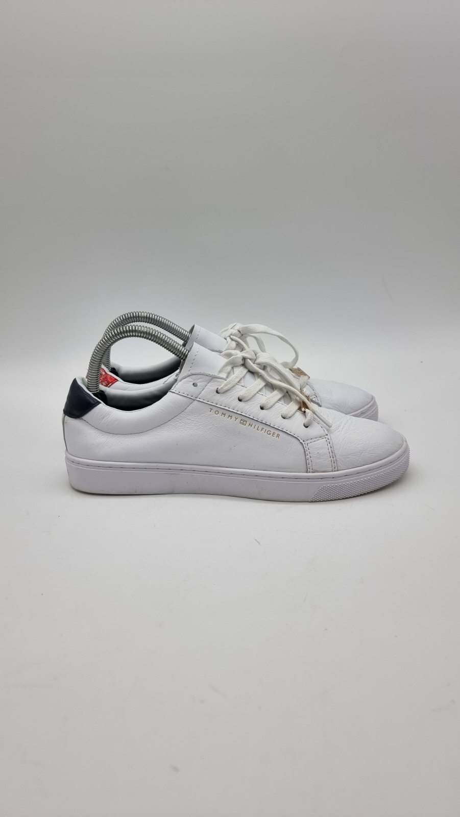 Tommy Hilfiger Women's Essential SneakerSize UK6 EU39 image 4