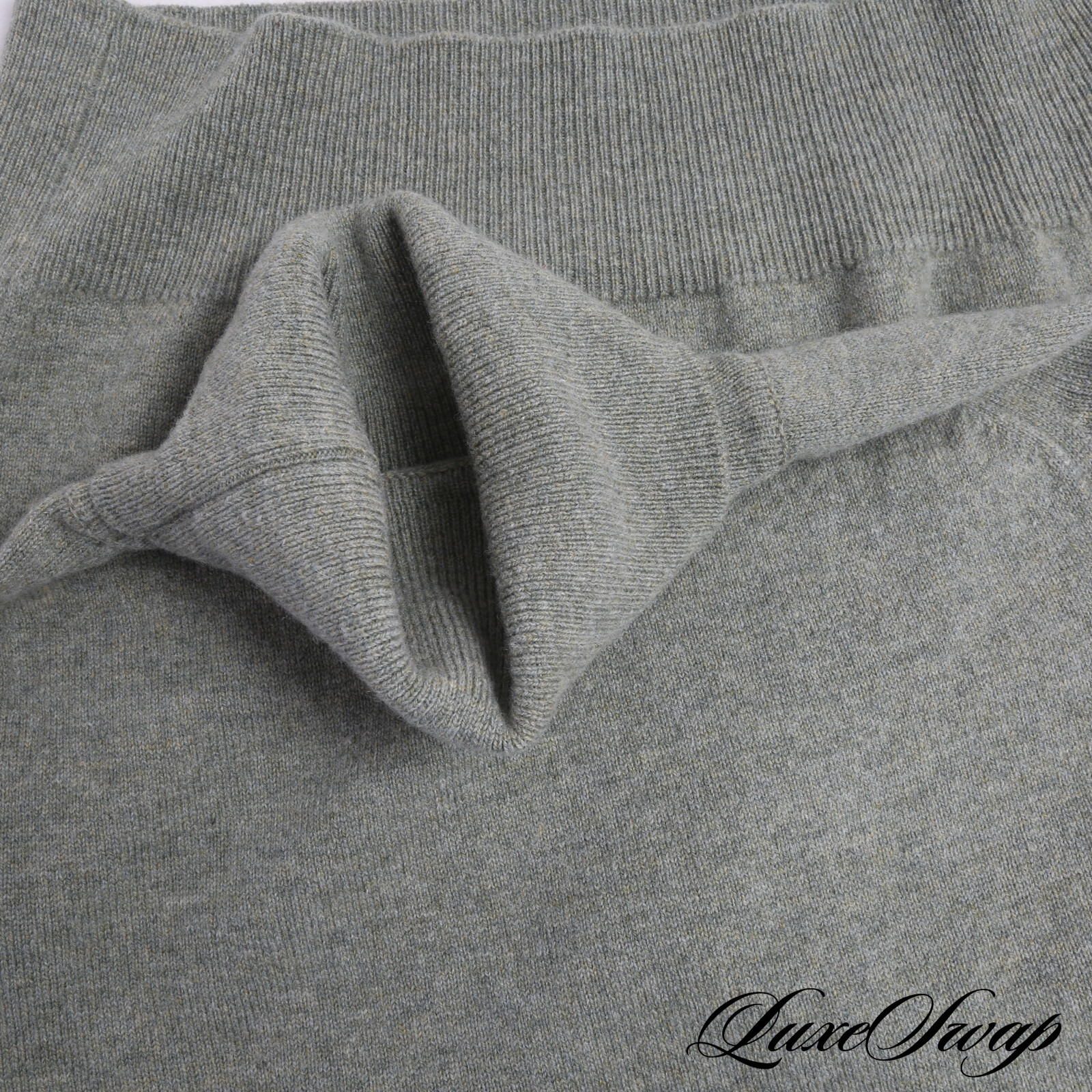 The Bruce Boyer Collection Rubato Made in Scotland Green Turtleneck