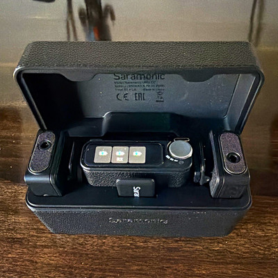 Saramonic Ultra Microphone System w/ Charging Case