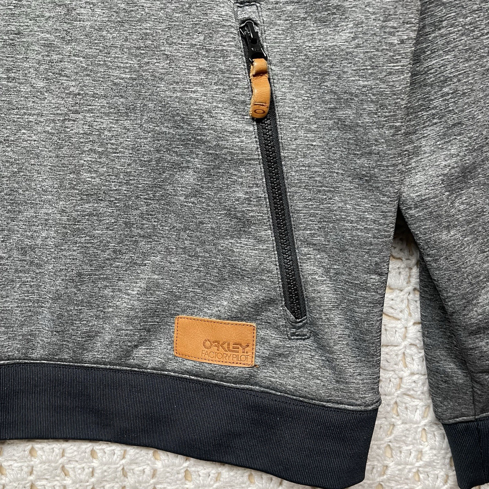 Oakley Factory Pilot Windproof Pullover Sweater M… - image 3