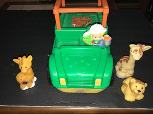 little people safari truck