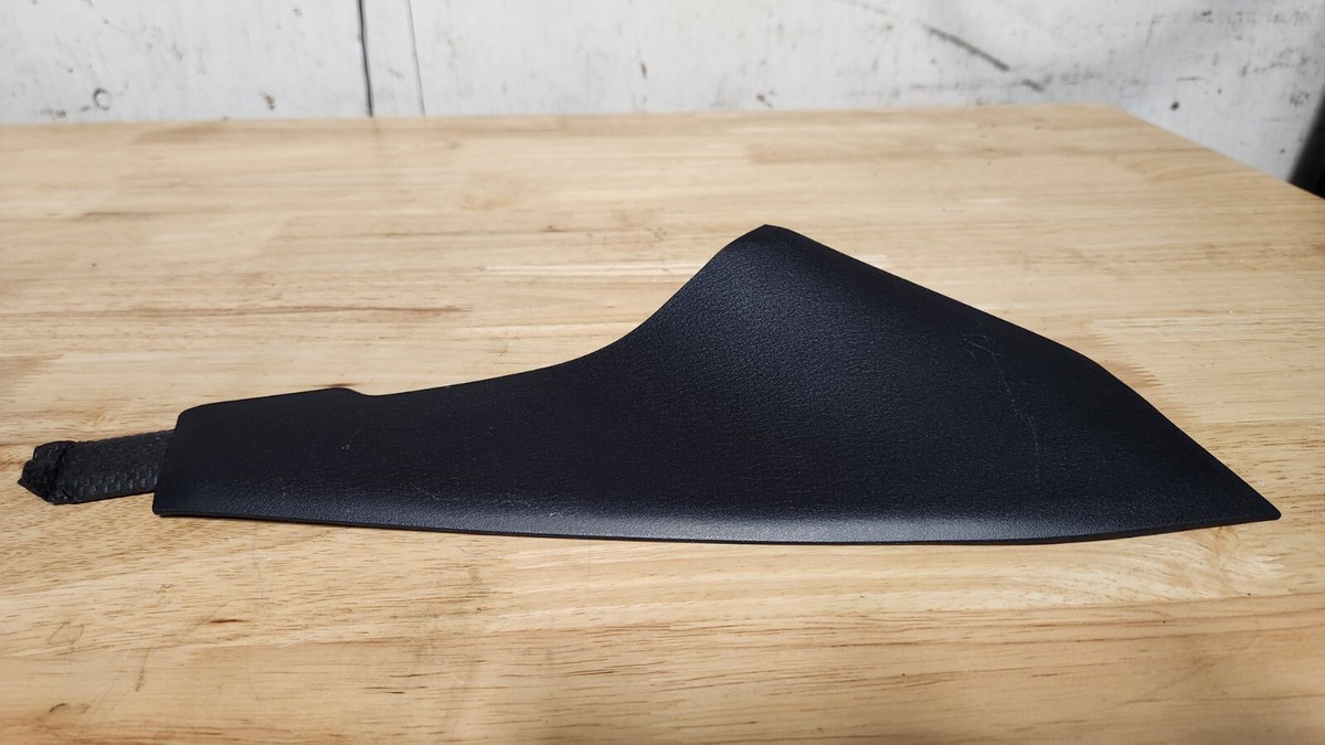 miina3731様 お値下げ後商品ページ 2019-2023 MAZDA 3 FRONT CENTER CONSOLE LEFT TRIM PANEL OEM