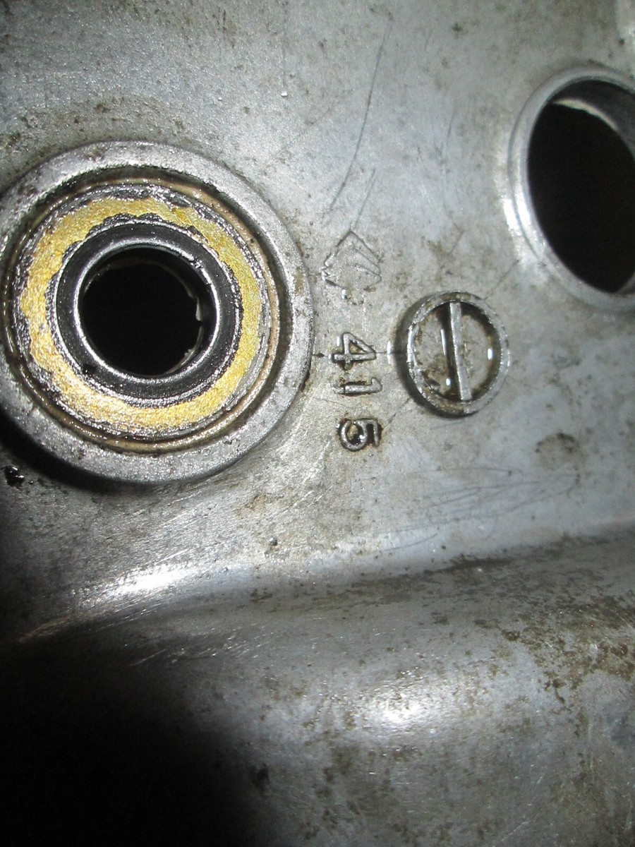 Kawasaki 1990 - 2002 ZX-6D / E NINJA / ZZR600 HEAD VALVE COVER