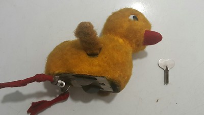 VINTAGE DUCK BIRD SWAN TOY CLOCKWORK RUSSIA USSR SOVIET CCCP WIND UP РСФСР 