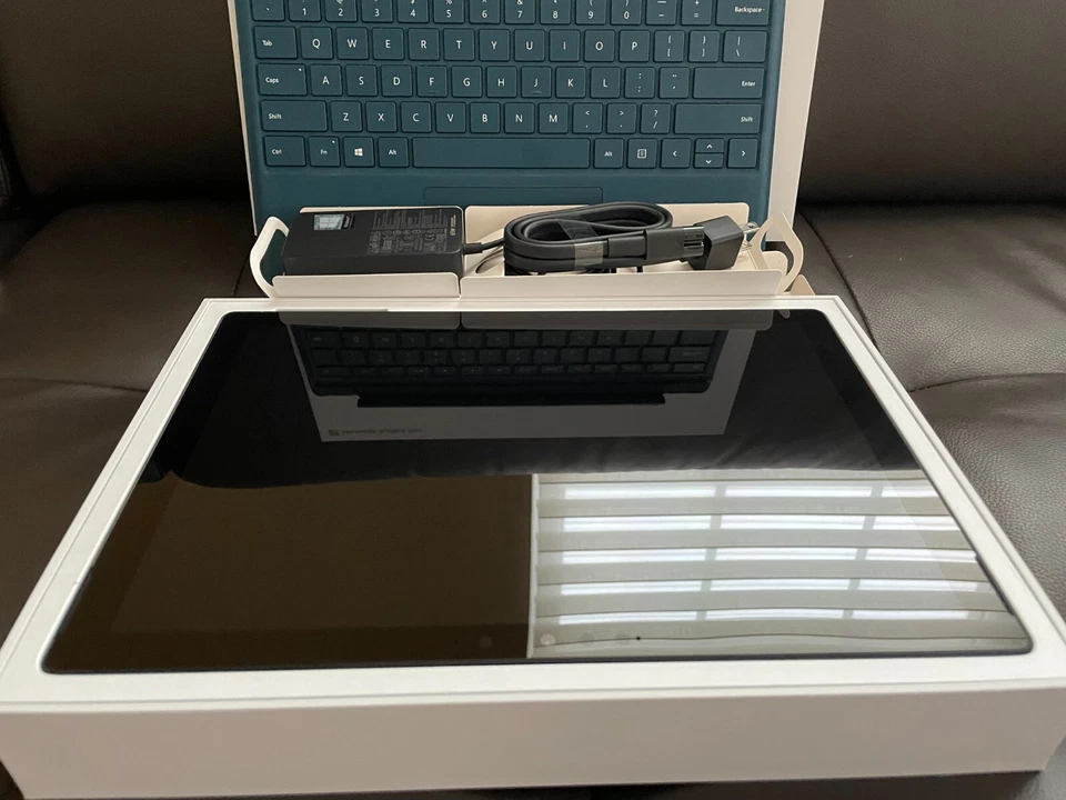 Microsoft Surface Pro 7 Core i7-1065G7 CPU@1.30GHz 16GB RAM 256GB SSD Windows 11 - Image 4 of 4