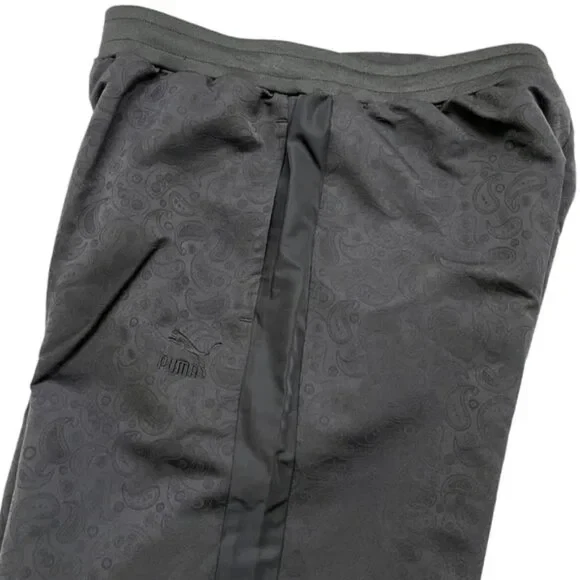 PUMA Paisley Luxe Jacquard Cremallera Frontal Conjunto de Chaqueta y Pantalones de Pista, Negro, L Foto 3 de 4