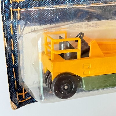 Sakai Tire Roller TS600C ミニカー Tomica Sakai Tire Roller (Road Roller) Tomy Pocket Cars Japan 103
