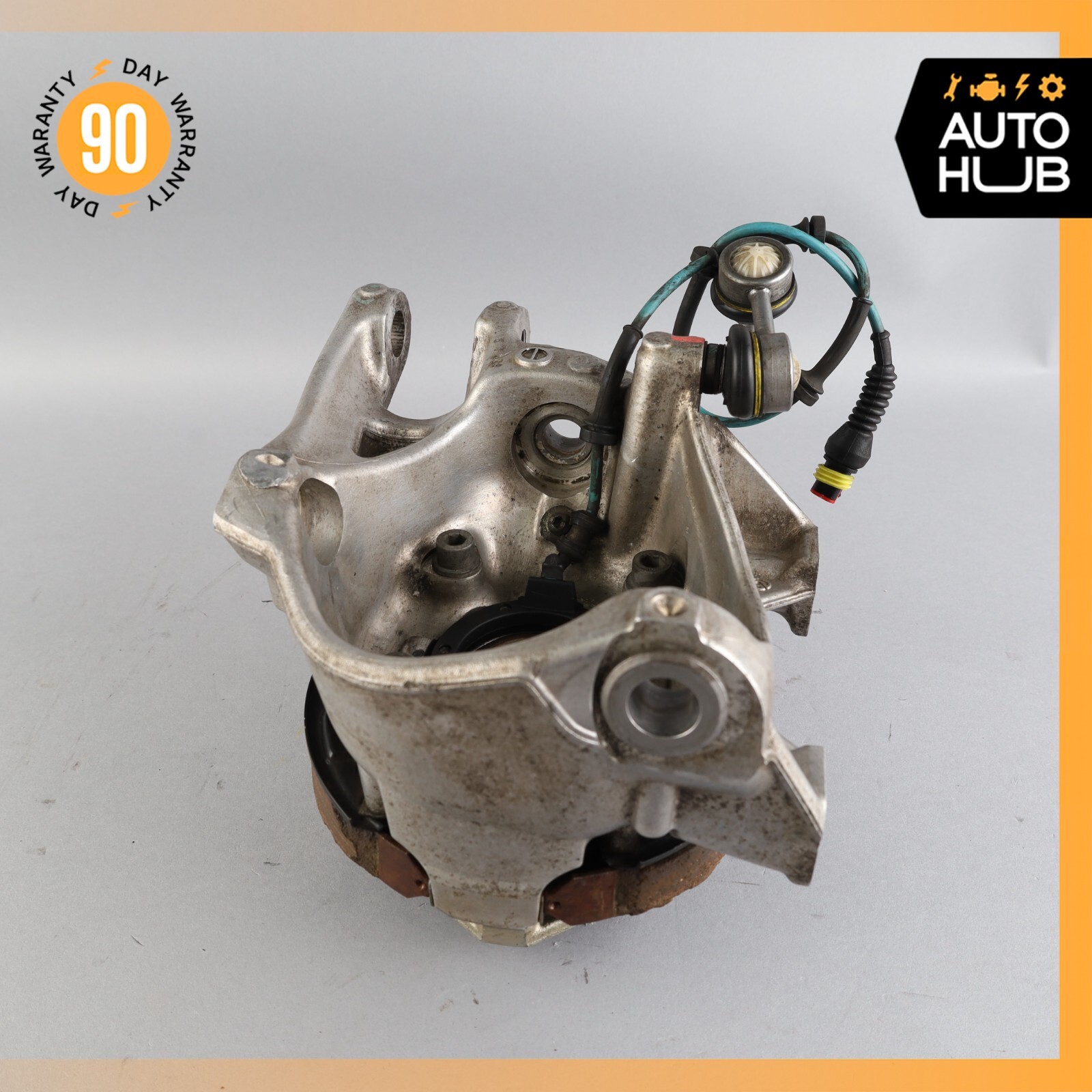 11-19 Maserati Quattroporte S M139 Rear Right Side Spindle Knuckle Hub OEM 74k
