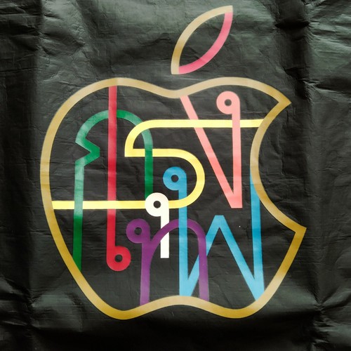 Apple Store Bangkok Thailand Open Memorial Tote Bag Sticker leaflet Set New - Picture 8 of 9