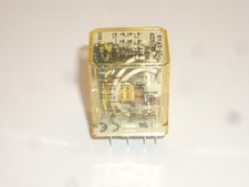 IDEC RY4S-UL-AC220 4PDT 220VAC 5A RELAY