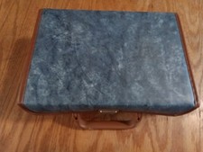 VTG 12 Cassette Tape Briefcase Carrying Case Blue SERVICE MFG USA. W26