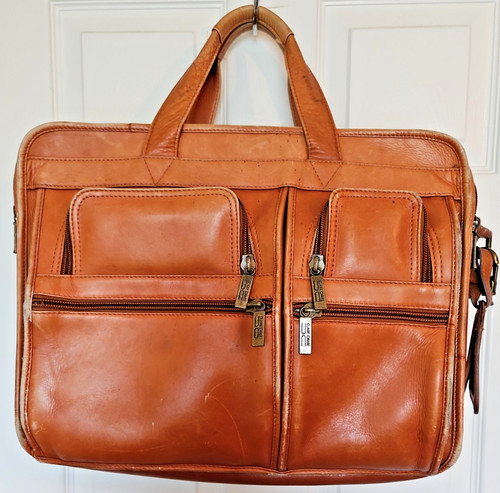VTG Claire Chase Executive 17" British Tan Leather Briefcase Laptop Bag Carryon