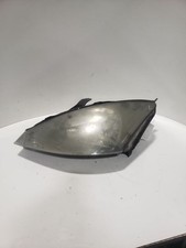 2003-2004 Ford Focus Driver Left Lh Headlight Excluding Svt Headlamp Oem 999997 2003-2004 Ford Focus Driver Left Lh Headlight Excluding Svt Headlamp Oem 999997