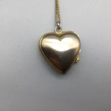 Heart Locket Watch Women 26mm Pendant Necklace Gold Tone New Battery 28"