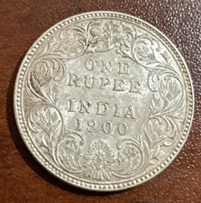 1900 BRITISH INDIA SILVER RUPEE EF-AU