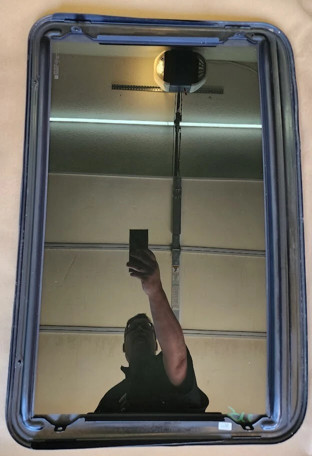 2006-2010 Hummer H3 Sunroof Moonroof Glass Window Only OEM - Image 2 of 2